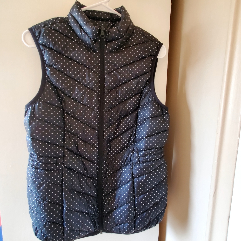 Joe Fresh women's puffer polka dot vest in size M